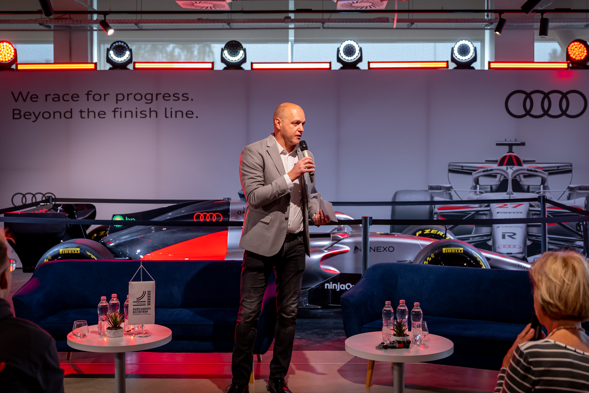 audi_f1 (4).jpg
